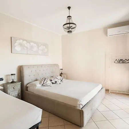 Giramondo Guest House Fiumicino Exterior foto